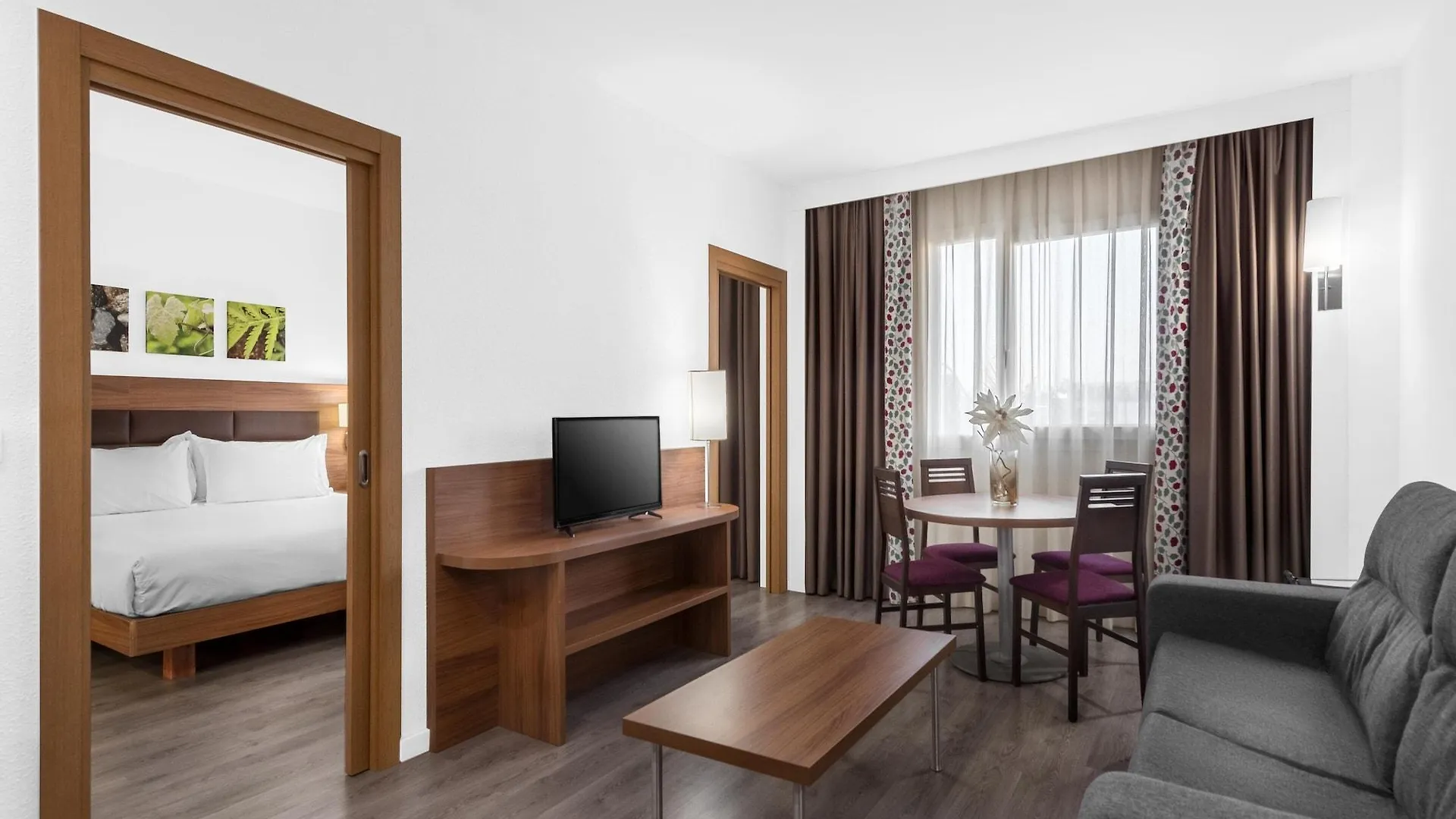 Отель Hilton Garden Inn Малага